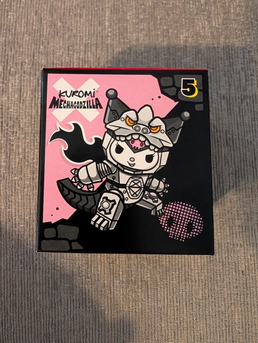 Kuromi Mechagodzilla Collectible Toy - Pink & Black